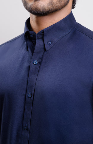 Navy Blue Washed Oxford Buttondown collar long sleeve shirt with logo on cuff