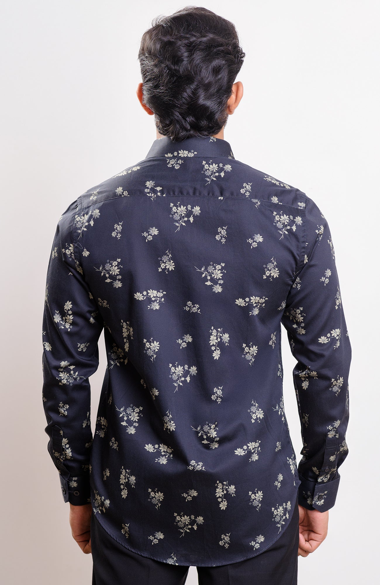 Black and gold floral print spread collar casual long sleeve shirt Stripes and Checks Black and gold floral print spread collar casual long sleeve shirt Stripes and Checks